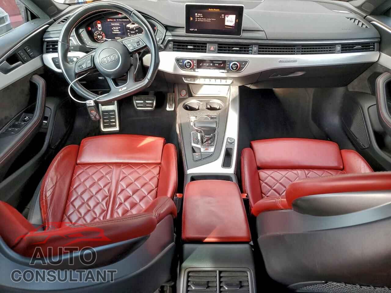 AUDI S5/RS5 2018 - WAUC4CF5XJA011117