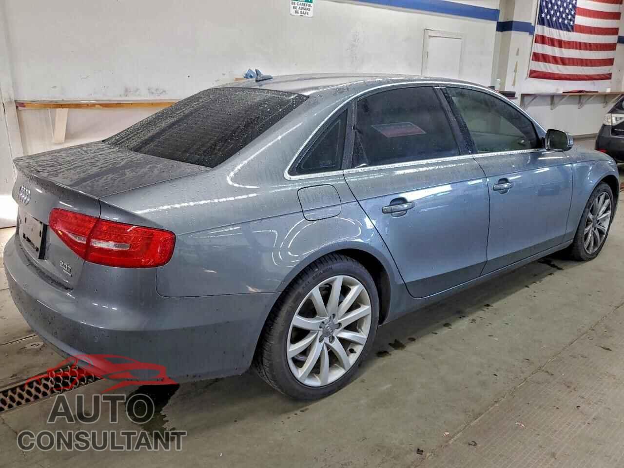 AUDI A4 2013 - WAUFFAFL1DN004130