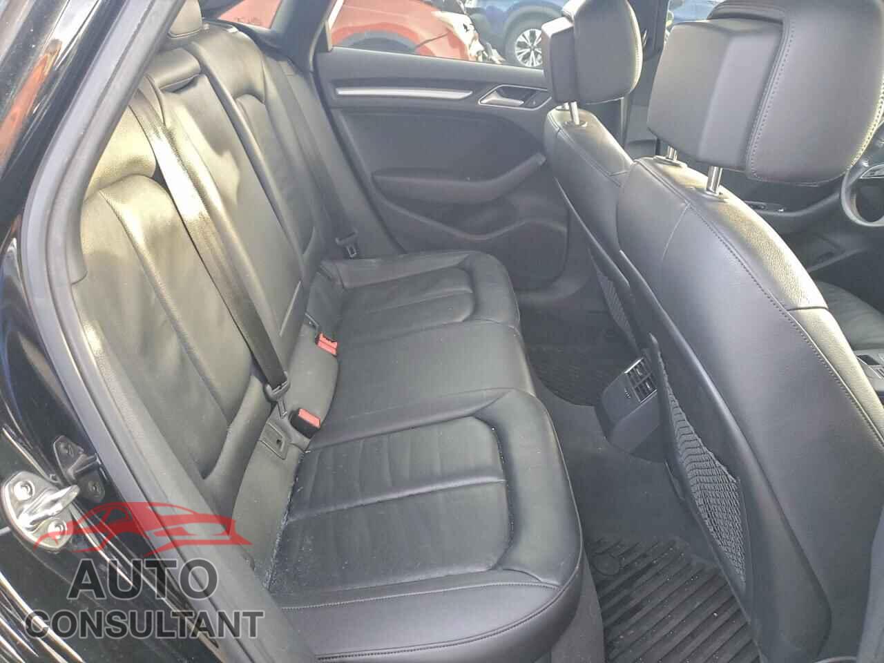AUDI A3 2018 - WAUB8GFF3J1077444