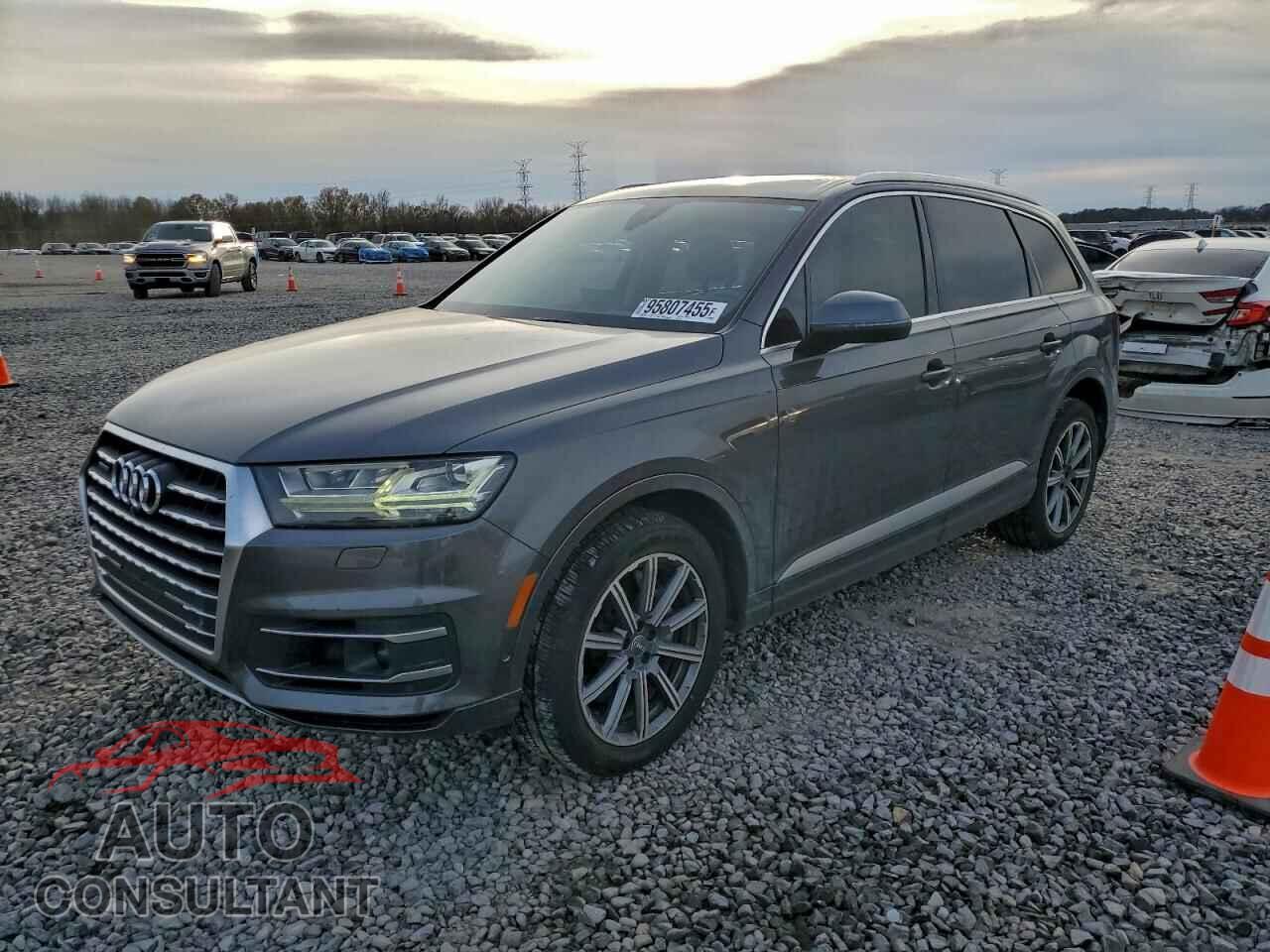 AUDI Q7 2019 - WA1VAAF79KD047417