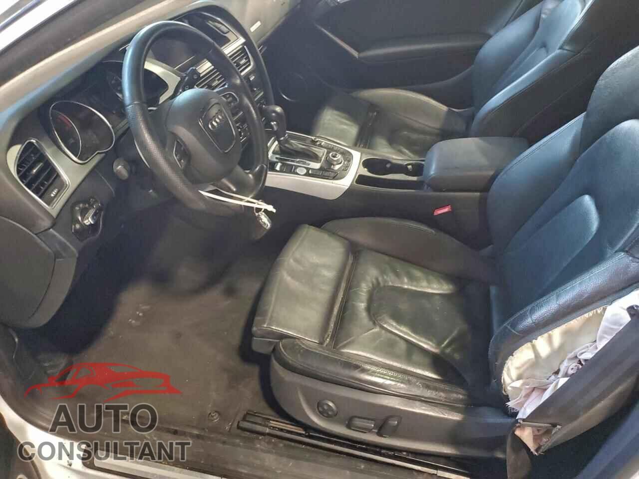 AUDI A5 2012 - WAULFAFRXCA004902