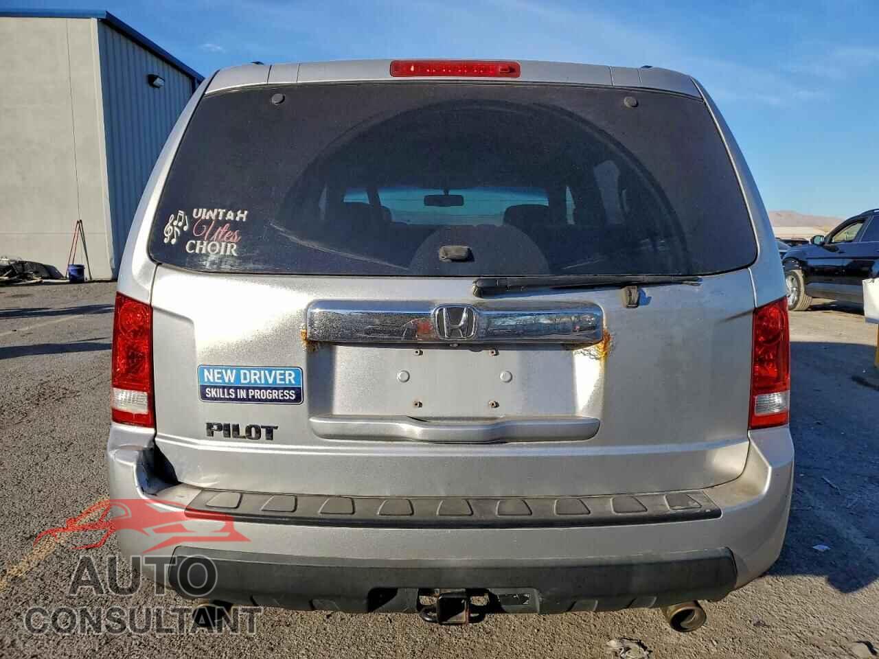 HONDA PILOT 2011 - 5FNYF3H52BB028406