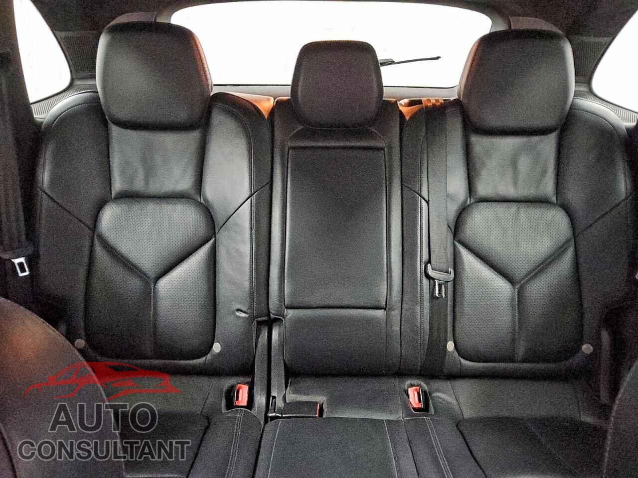 PORSCHE CAYENNE 2013 - WP1AA2A24DLA06092
