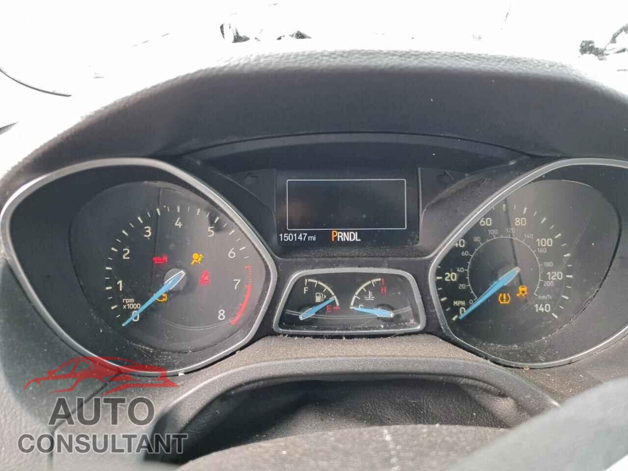 FORD FOCUS 2015 - 1FADP3K22FL282331