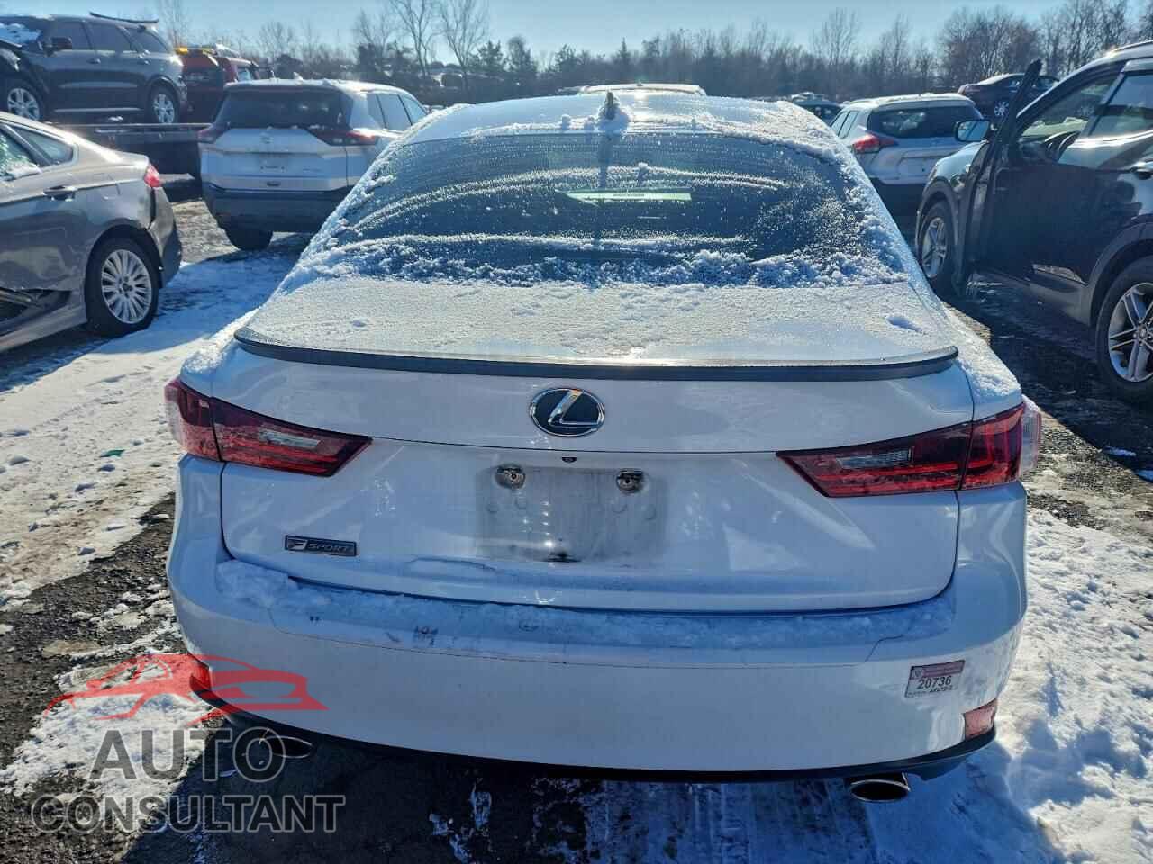 LEXUS IS 2015 - JTHBE1D21F5015418
