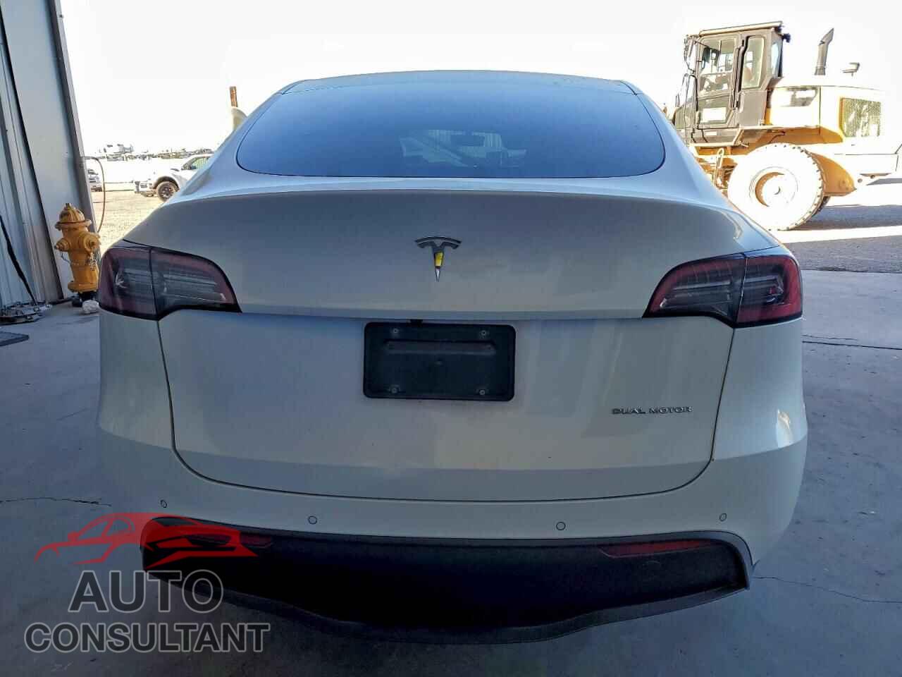 TESLA MODEL Y 2022 - 7SAYGAEE5NF325523