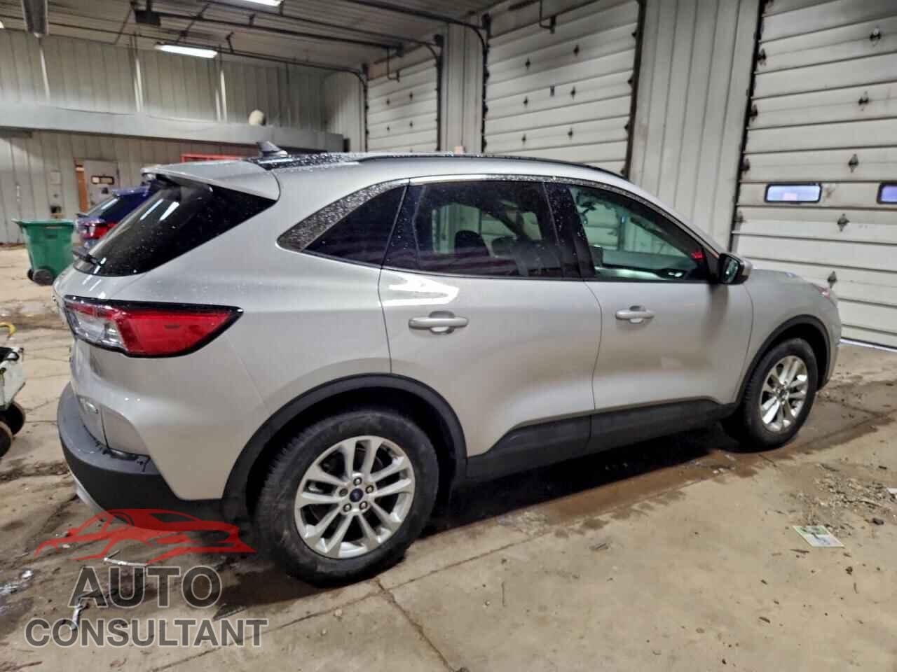 FORD ESCAPE 2020 - 1FMCU0G64LUA96221