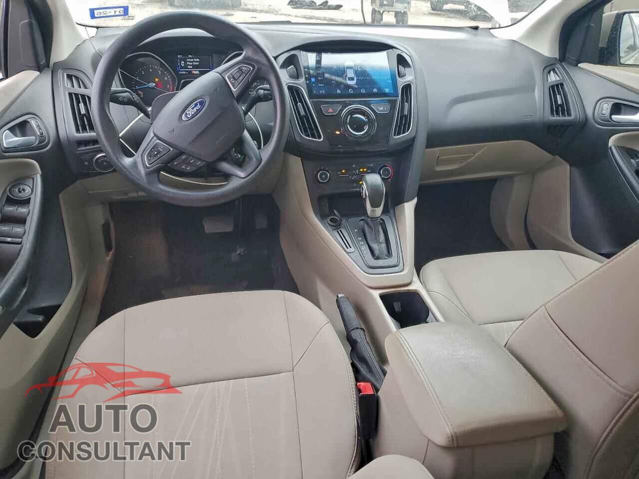 FORD FOCUS 2017 - 1FADP3F23HL210289