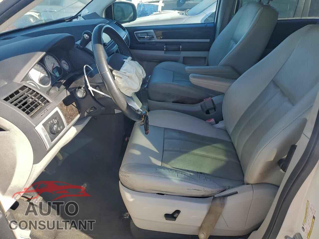 DODGE CARAVAN 2010 - 2D4RN5DX2AR174725