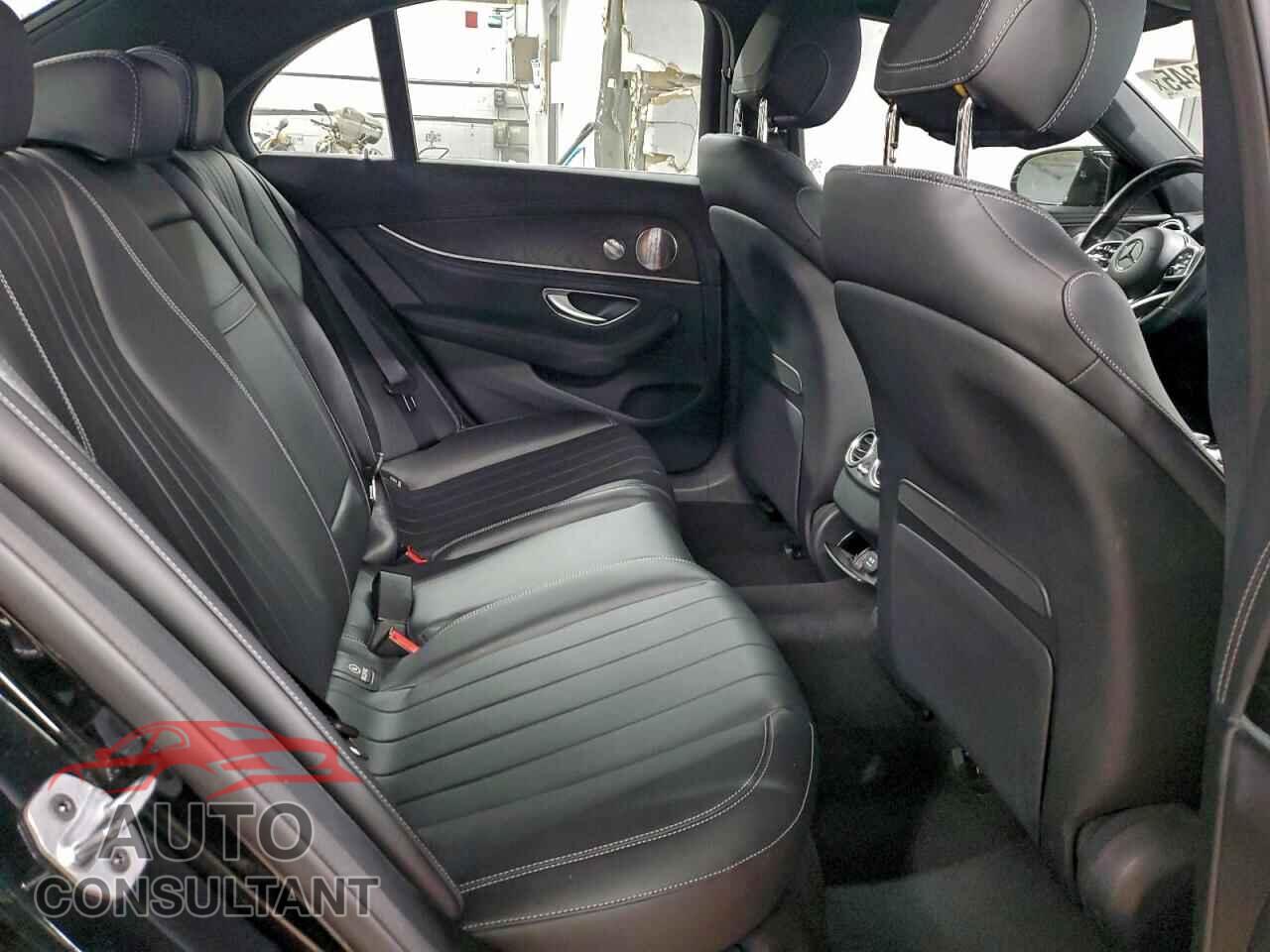 MERCEDES-BENZ E-CLASS 2019 - WDDZF4KB2KA543784