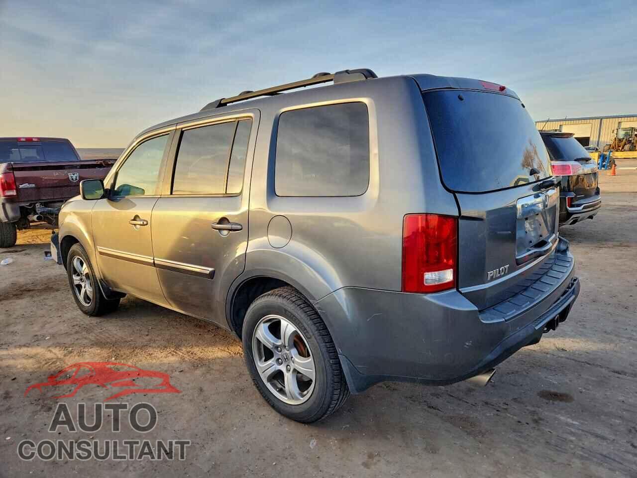 HONDA PILOT 2012 - 5FNYF4H40CB076825
