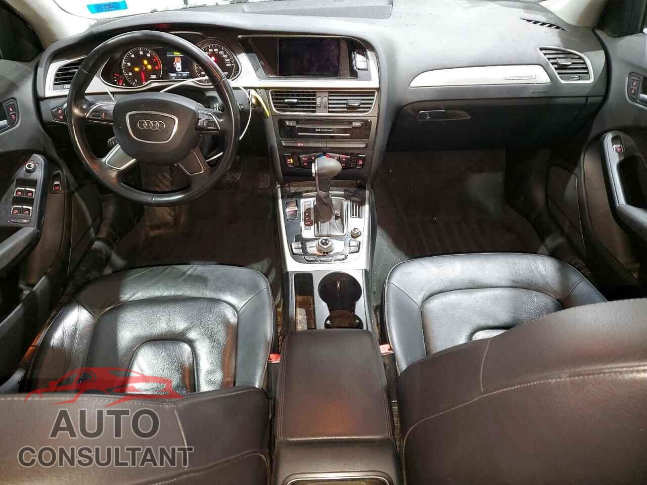 AUDI A4 2013 - WAUBFAFL8DN043442