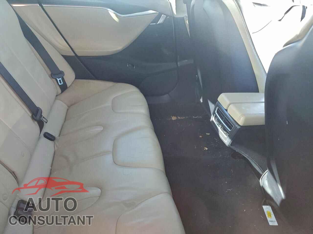 TESLA MODEL S 2013 - 5YJSA1CP6DFP14646