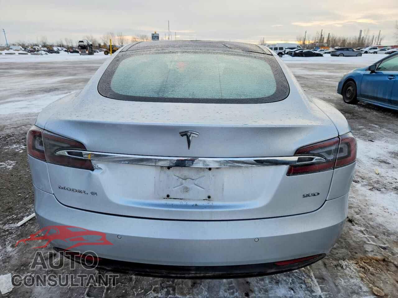 TESLA MODEL S 2016 - 5YJSA1E27GF152116