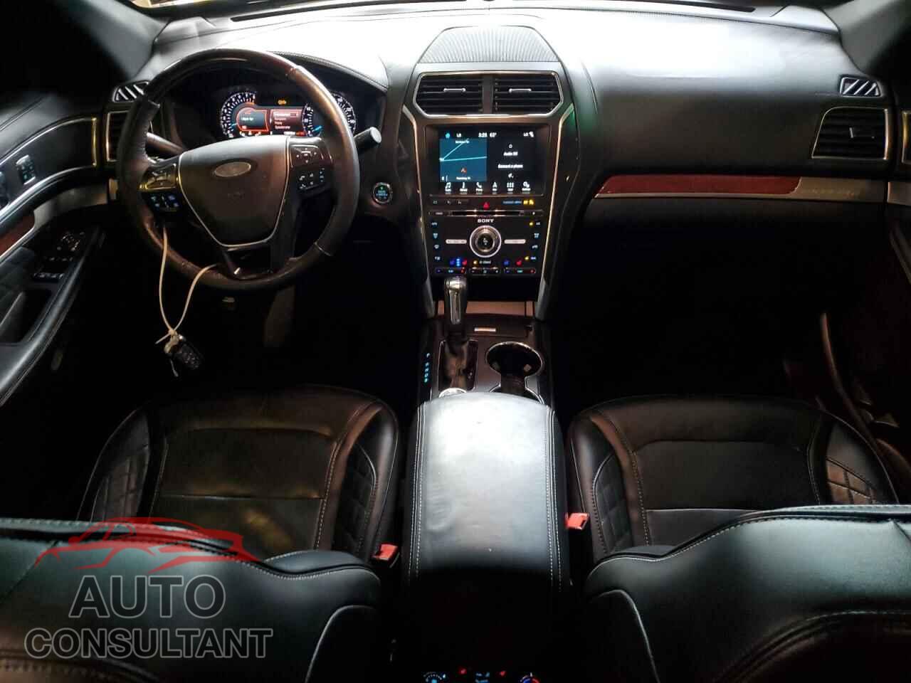 FORD EXPLORER 2018 - 1FM5K8HT3JGB83315