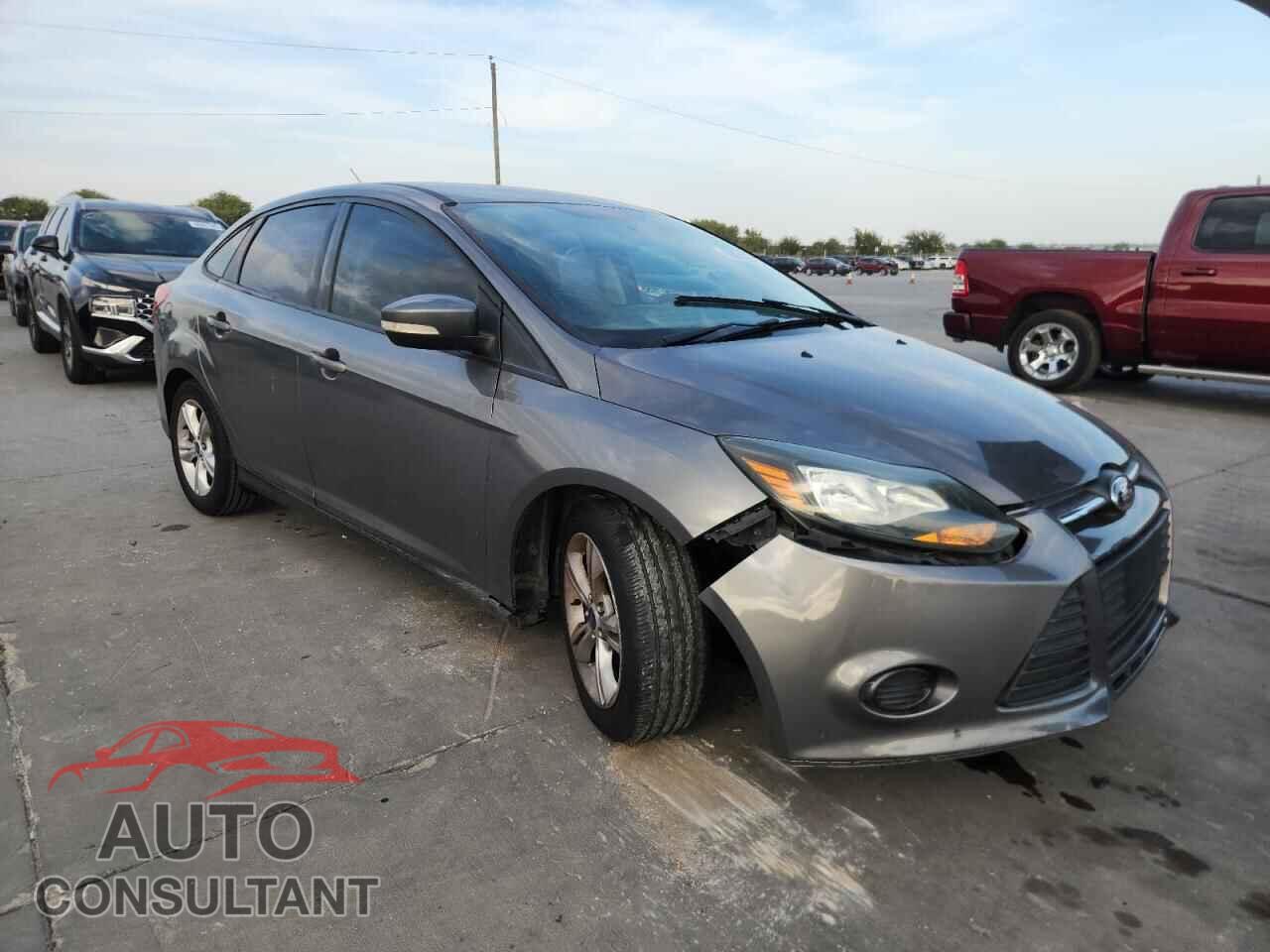 FORD FOCUS 2014 - 1FADP3F24EL305519