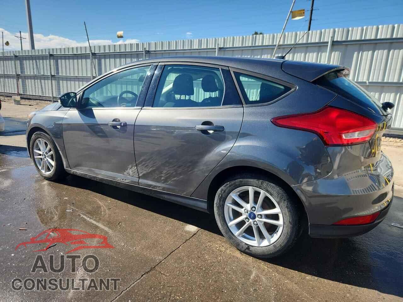 FORD FOCUS 2017 - 1FADP3K24HL210842