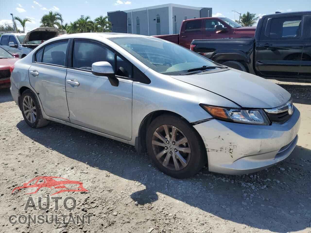 HONDA CIVIC 2012 - 2HGFB2F98CH516632