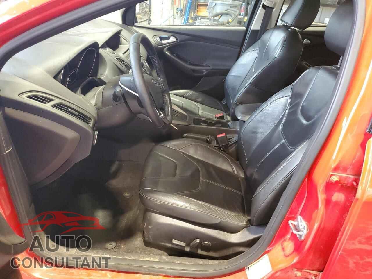 FORD FOCUS 2016 - 1FADP3F25GL332814