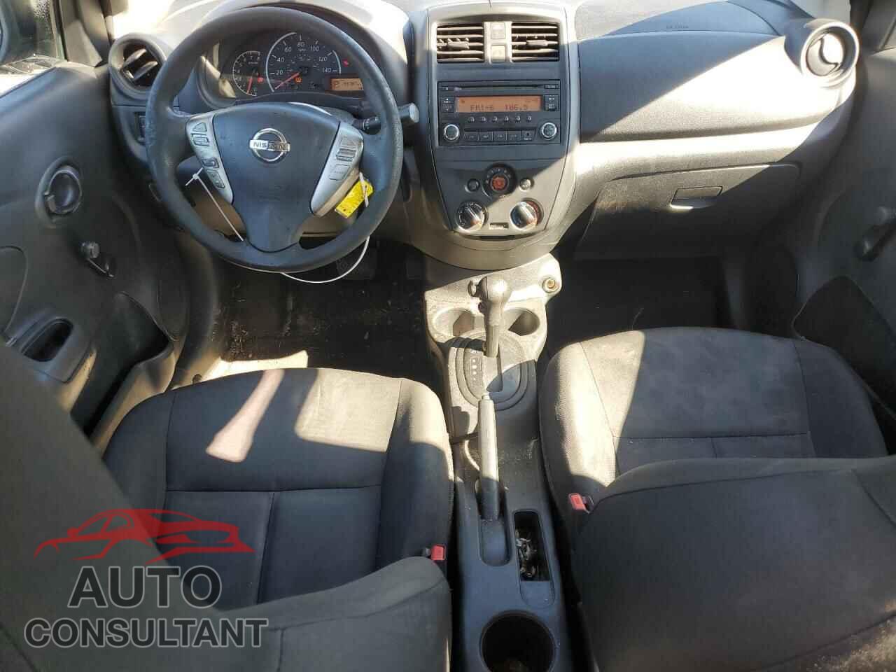 NISSAN VERSA 2017 - 3N1CN7AP3HL907930