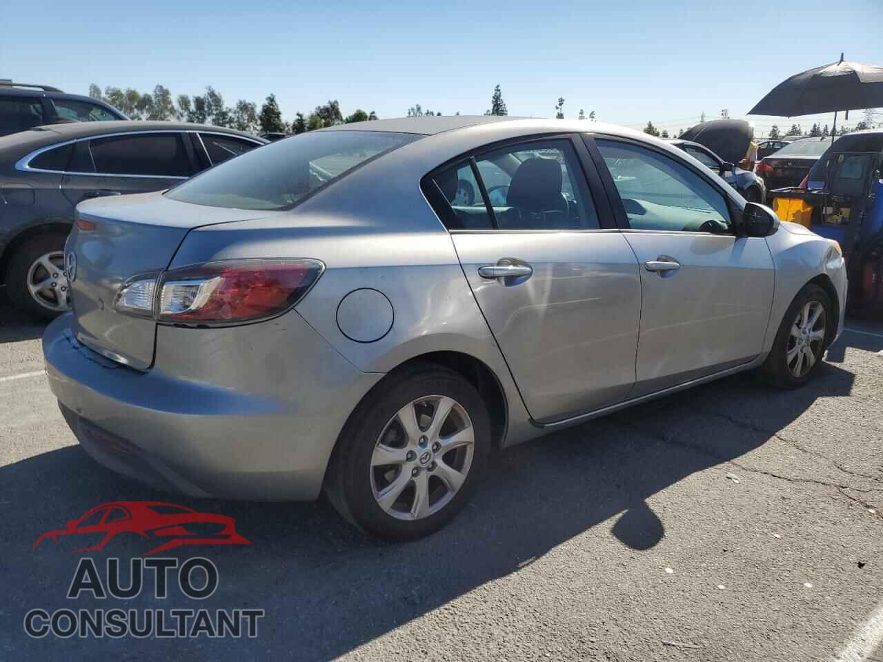 MAZDA 3 2011 - JM1BL1VF7B1431631