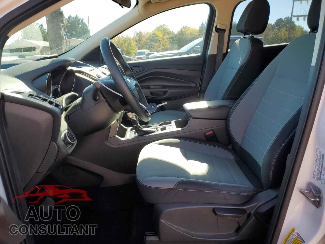 FORD ESCAPE 2017 - 1FMCU0F73HUB90768