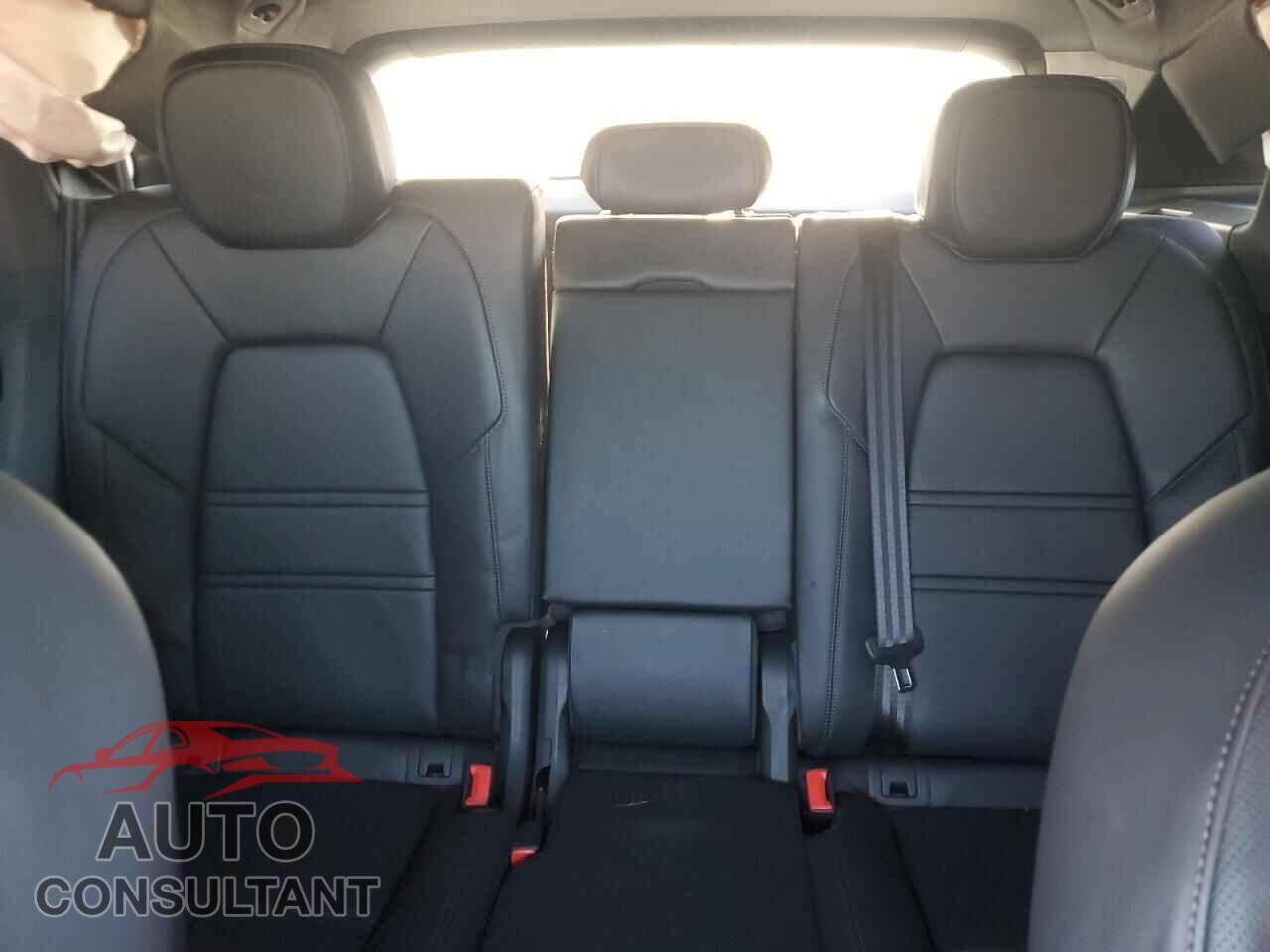 PORSCHE CAYENNE 2024 - WP1AE2AY3RDA29454