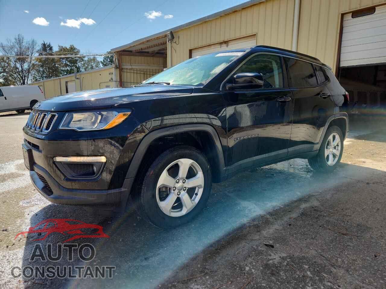 JEEP COMPASS 2018 - 3C4NJDBB8JT354989