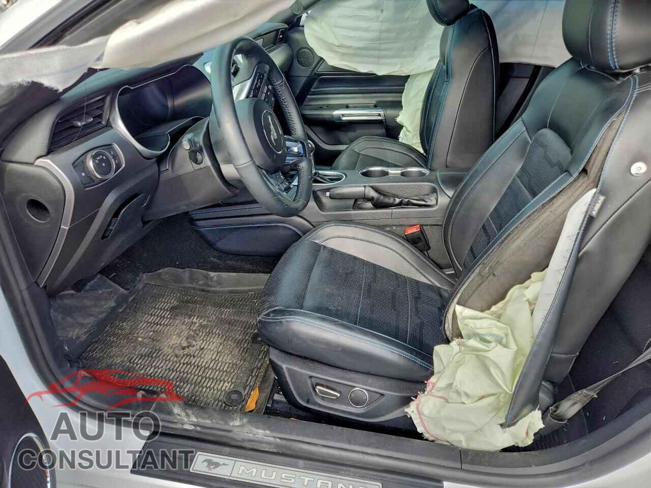 FORD MUSTANG 2019 - 1FA6P8CF0K5134801