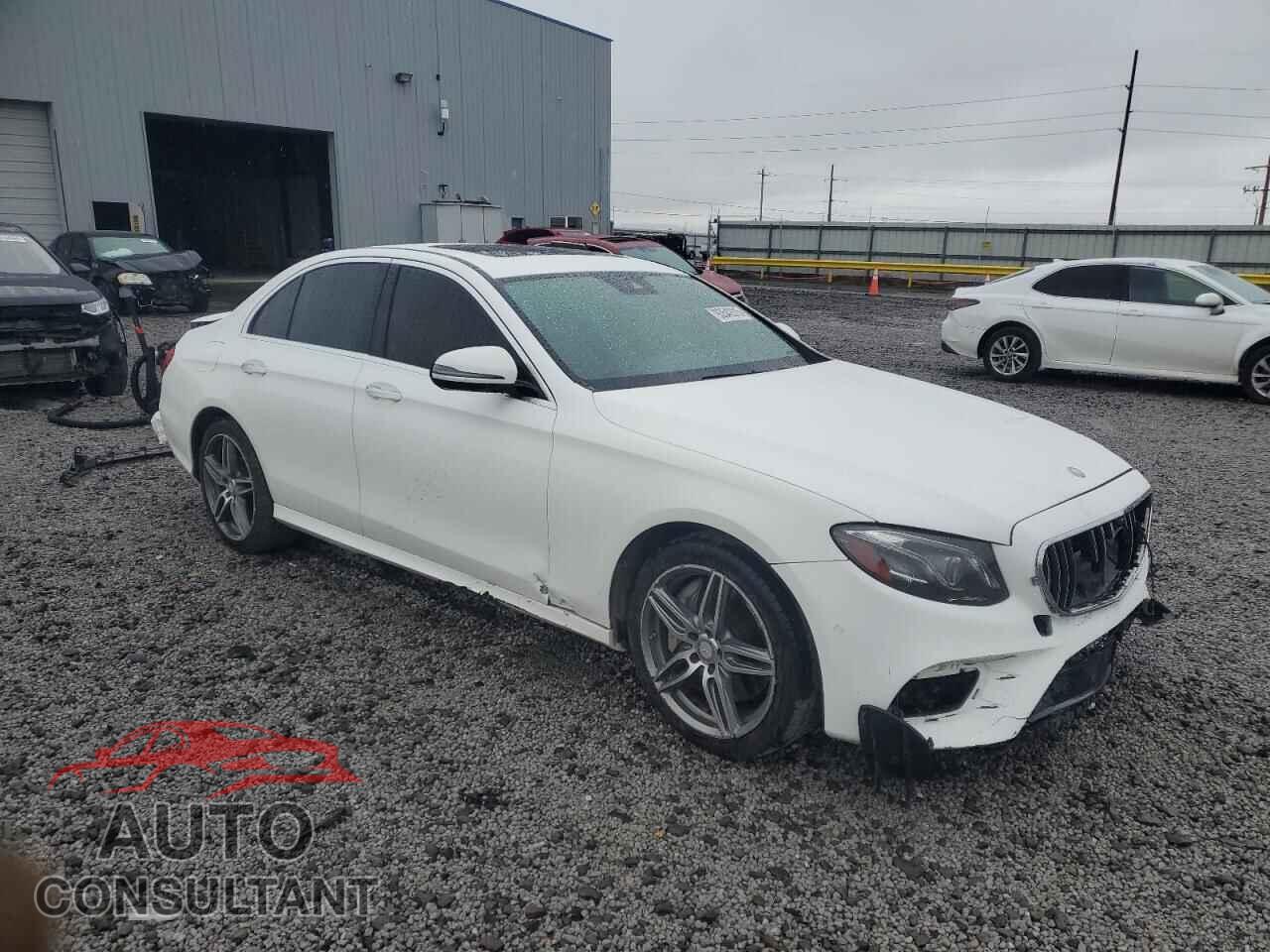 MERCEDES-BENZ E-CLASS 2017 - WDDZF4JB2HA174936