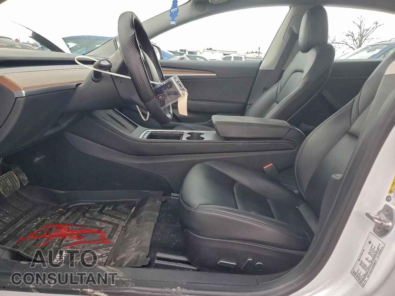 TESLA MODEL 3 2021 - 5YJ3E1EA4MF098219
