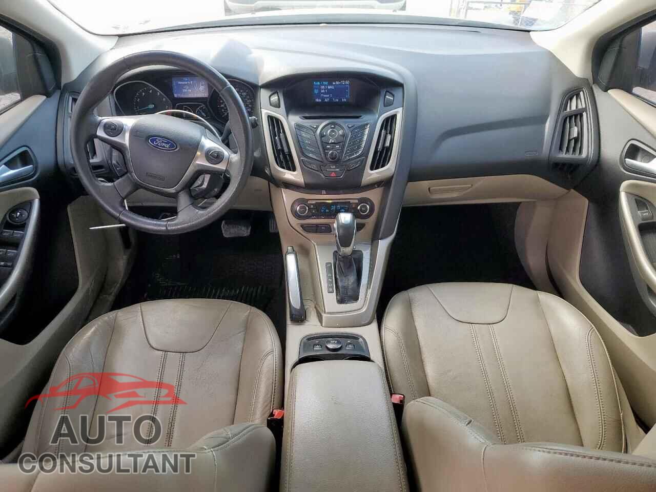 FORD FOCUS 2012 - 1FAHP3M24CL279330