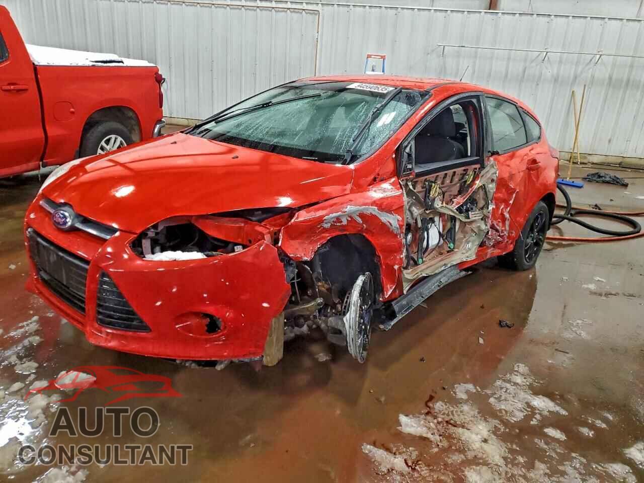 FORD FOCUS 2014 - 1FADP3K24EL421292