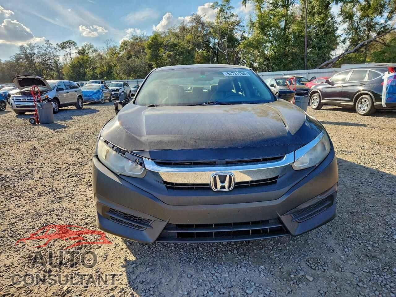 HONDA CIVIC 2018 - 19XFC2F76JE031005