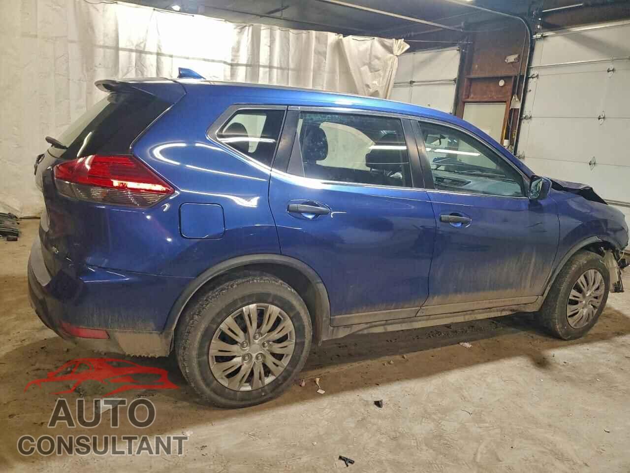 NISSAN ROGUE 2017 - KNMAT2MV8HP514940