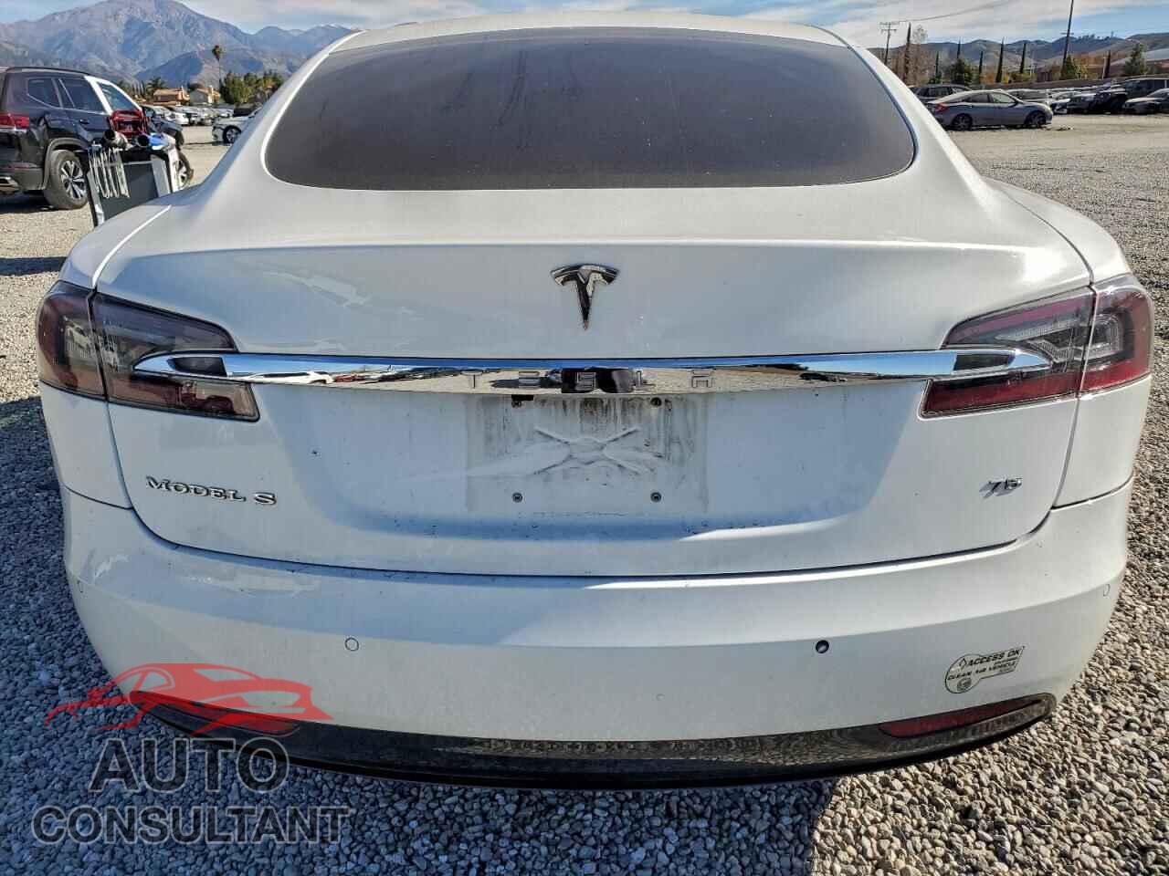 TESLA MODEL S 2016 - 5YJSA1E10GF139652