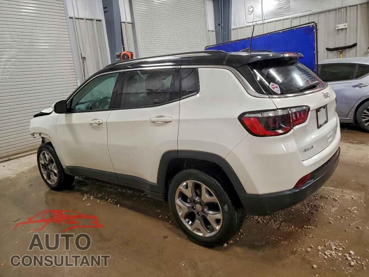 JEEP COMPASS 2021 - 3C4NJDCB2MT529529