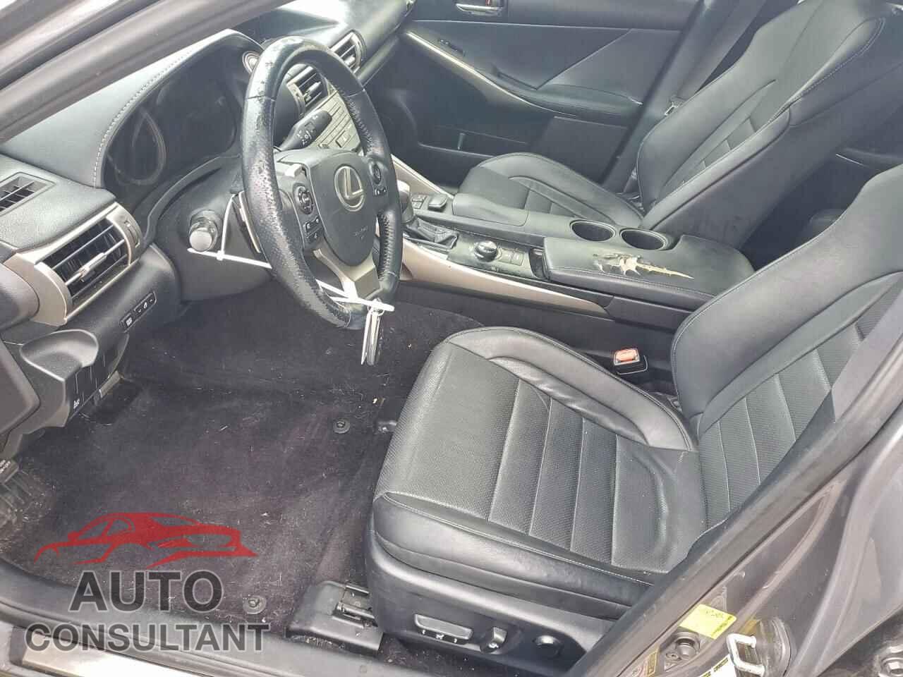 LEXUS IS 2014 - JTHBF1D24E5000455