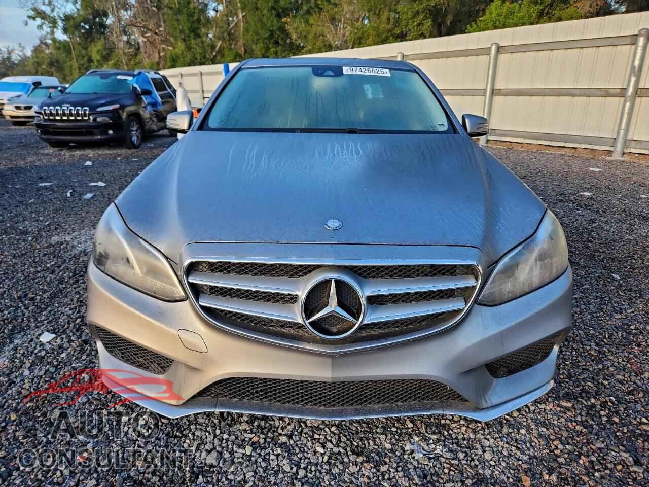 MERCEDES-BENZ E-CLASS 2014 - WDDHF5KB1EB027304