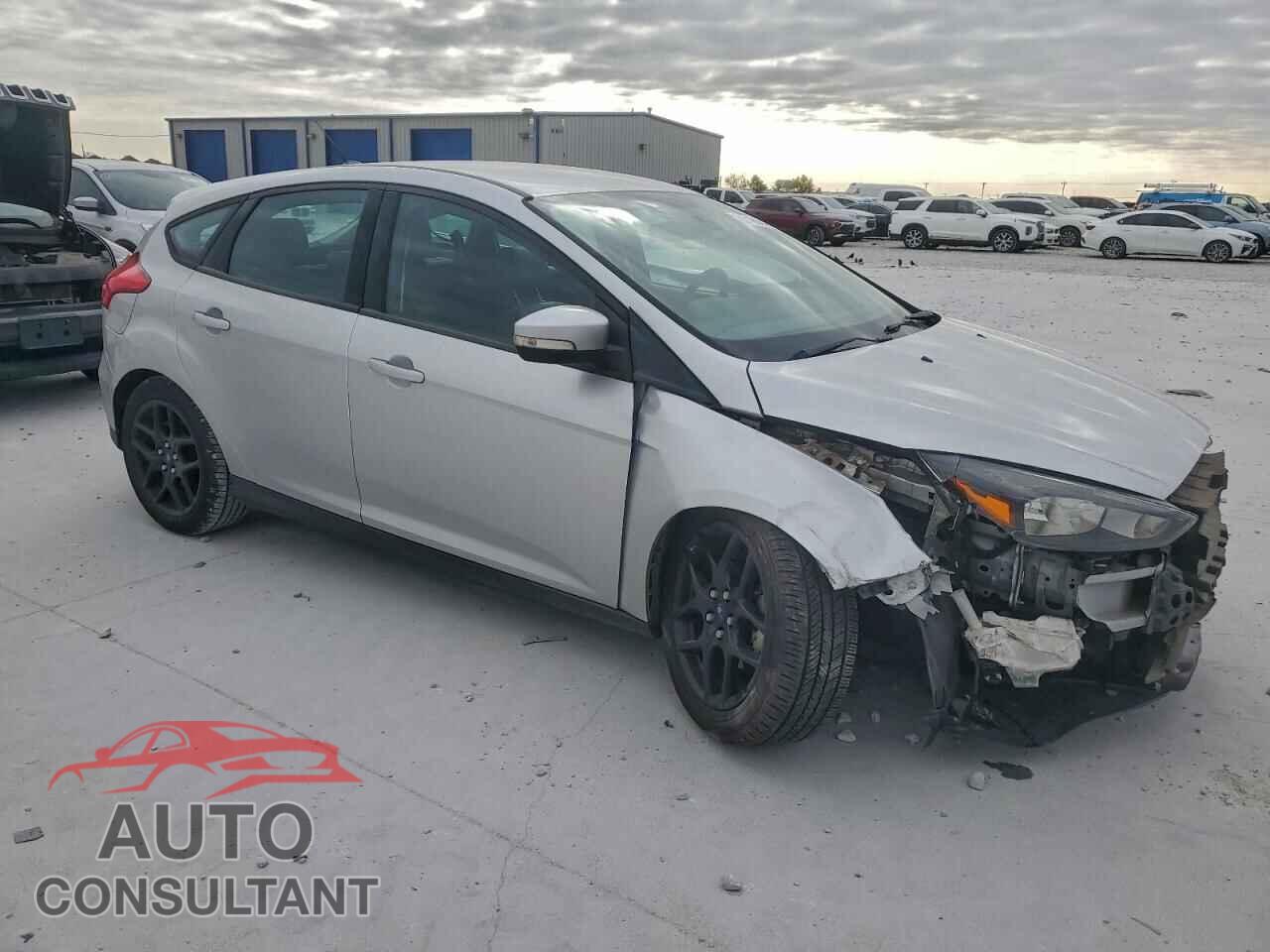 FORD FOCUS 2016 - 1FADP3K20GL394952