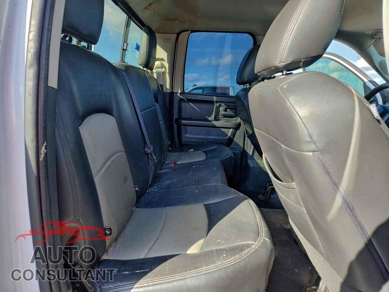 DODGE RAM 1500 2012 - 1C6RD6FT0CS289817