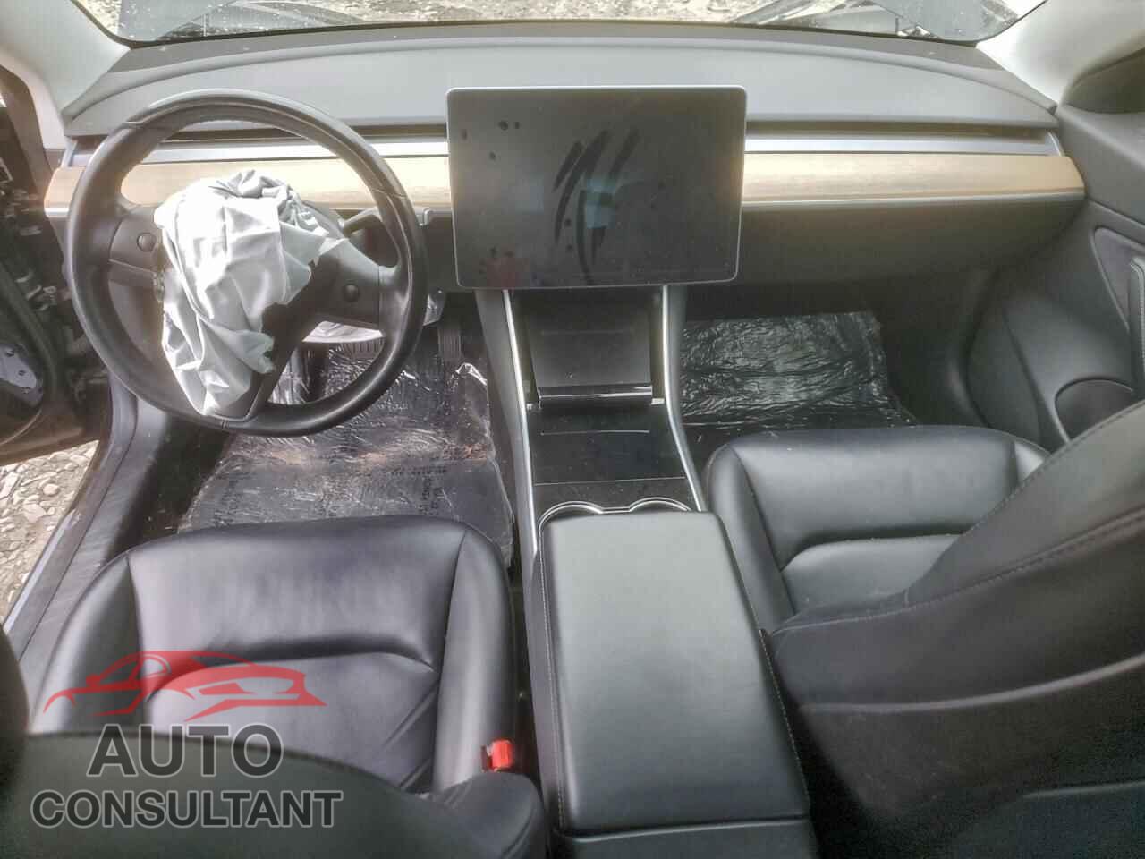 TESLA MODEL 3 2018 - 5YJ3E1EB3JF076927