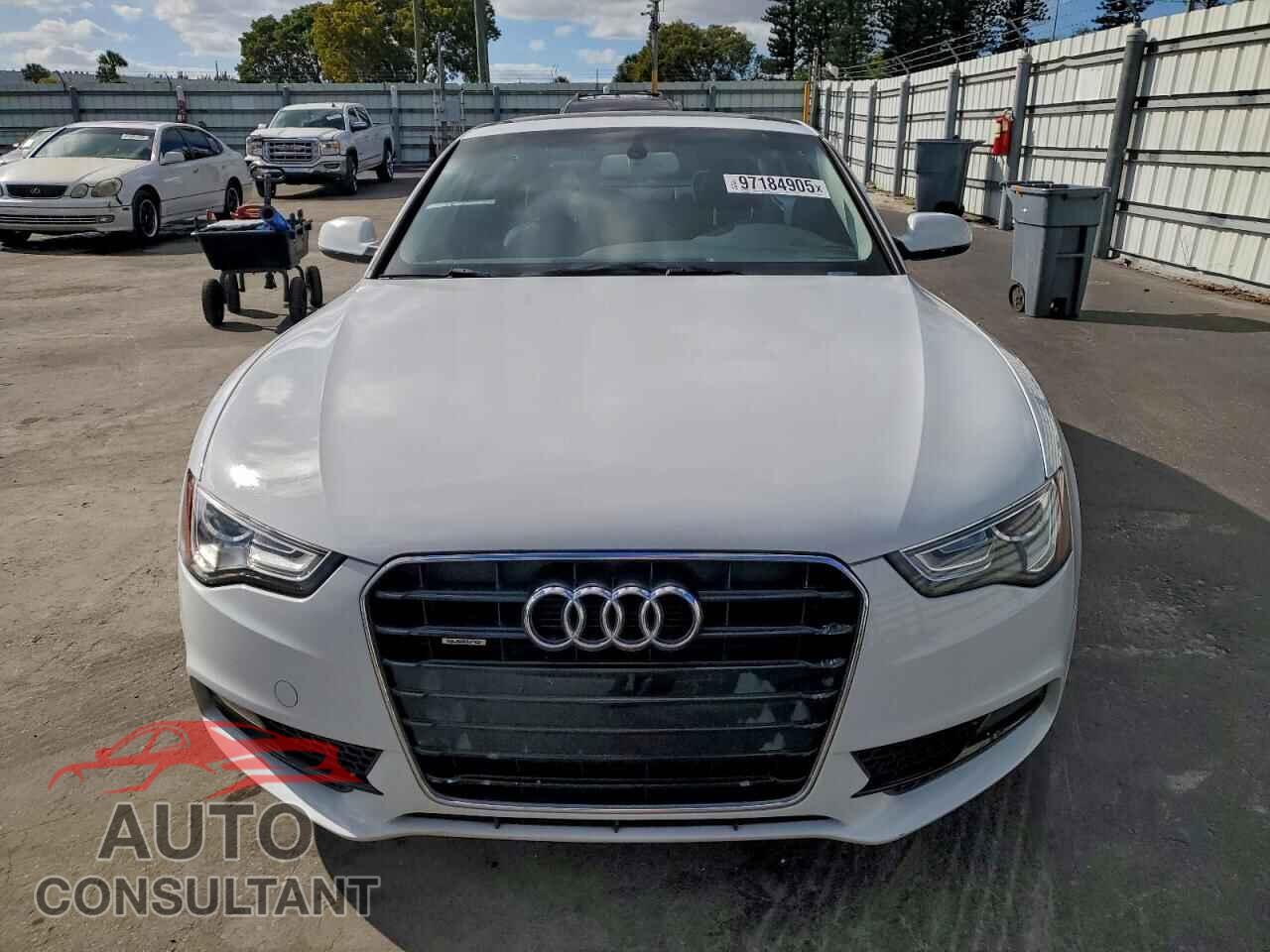 AUDI A5 2013 - WAULFAFR7DA045392