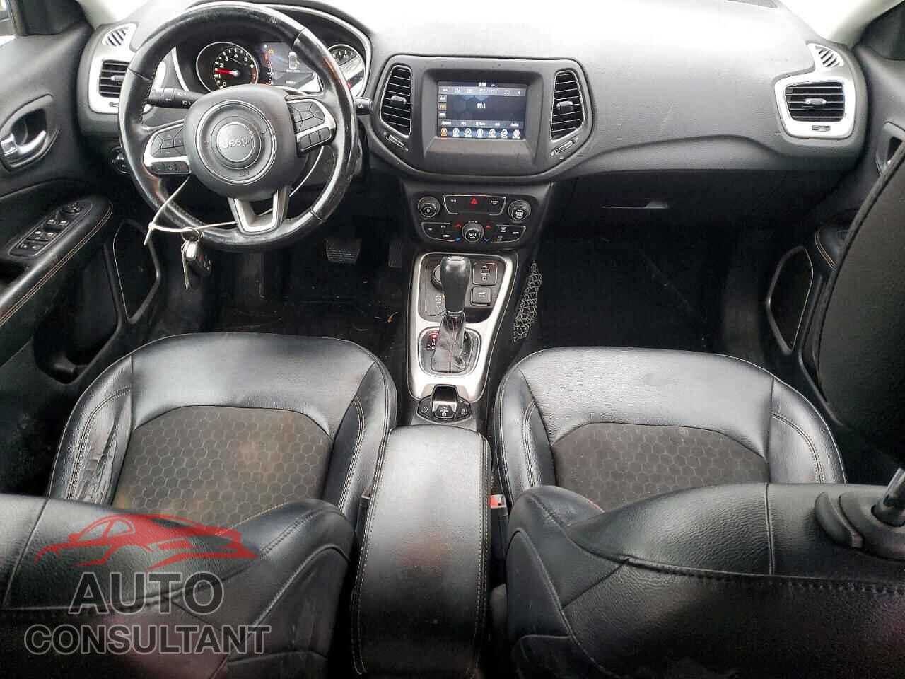 JEEP COMPASS 2017 - 3C4NJDBB4HT660713