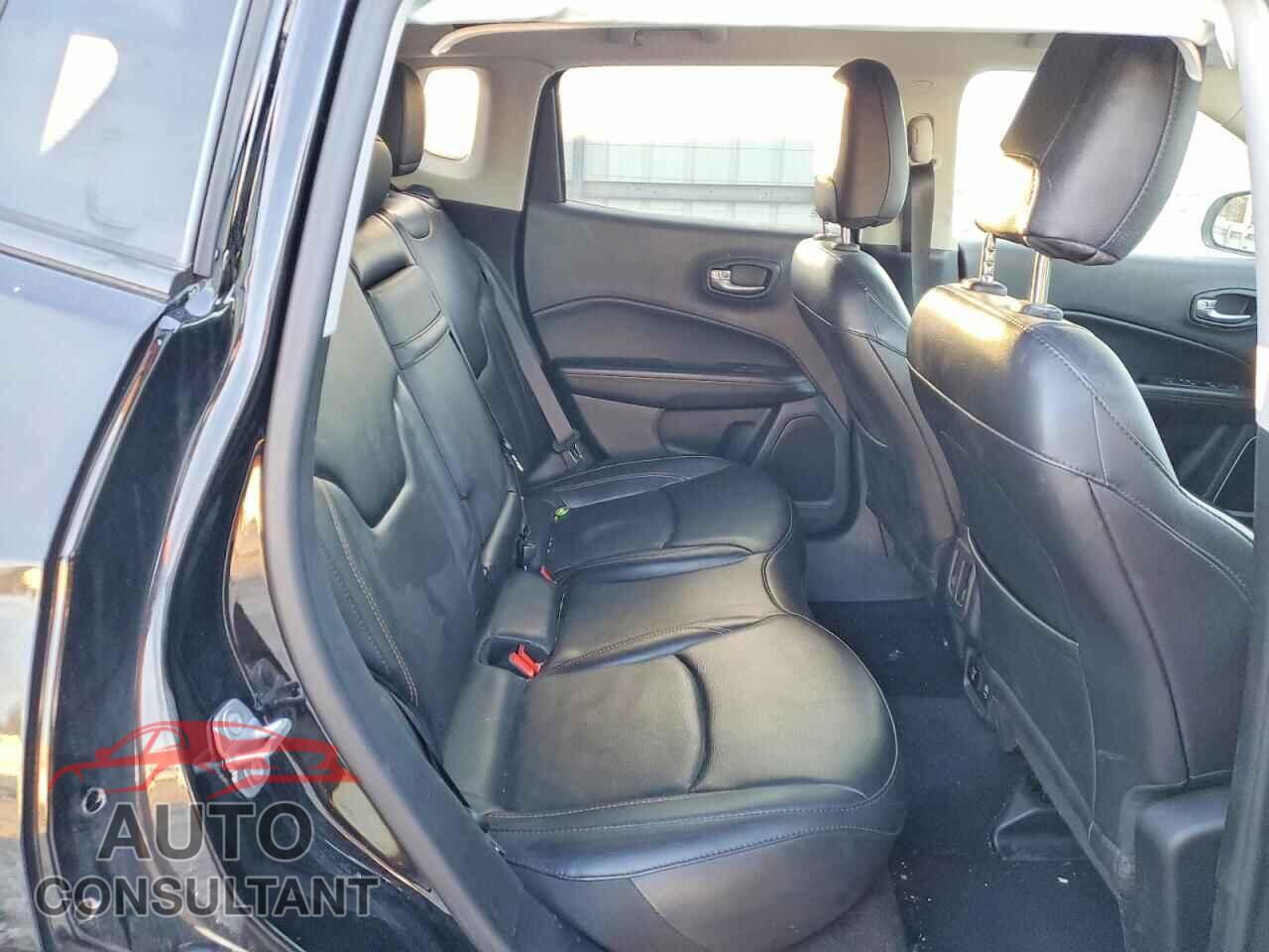 JEEP COMPASS 2019 - 3C4NJDCB2KT673255