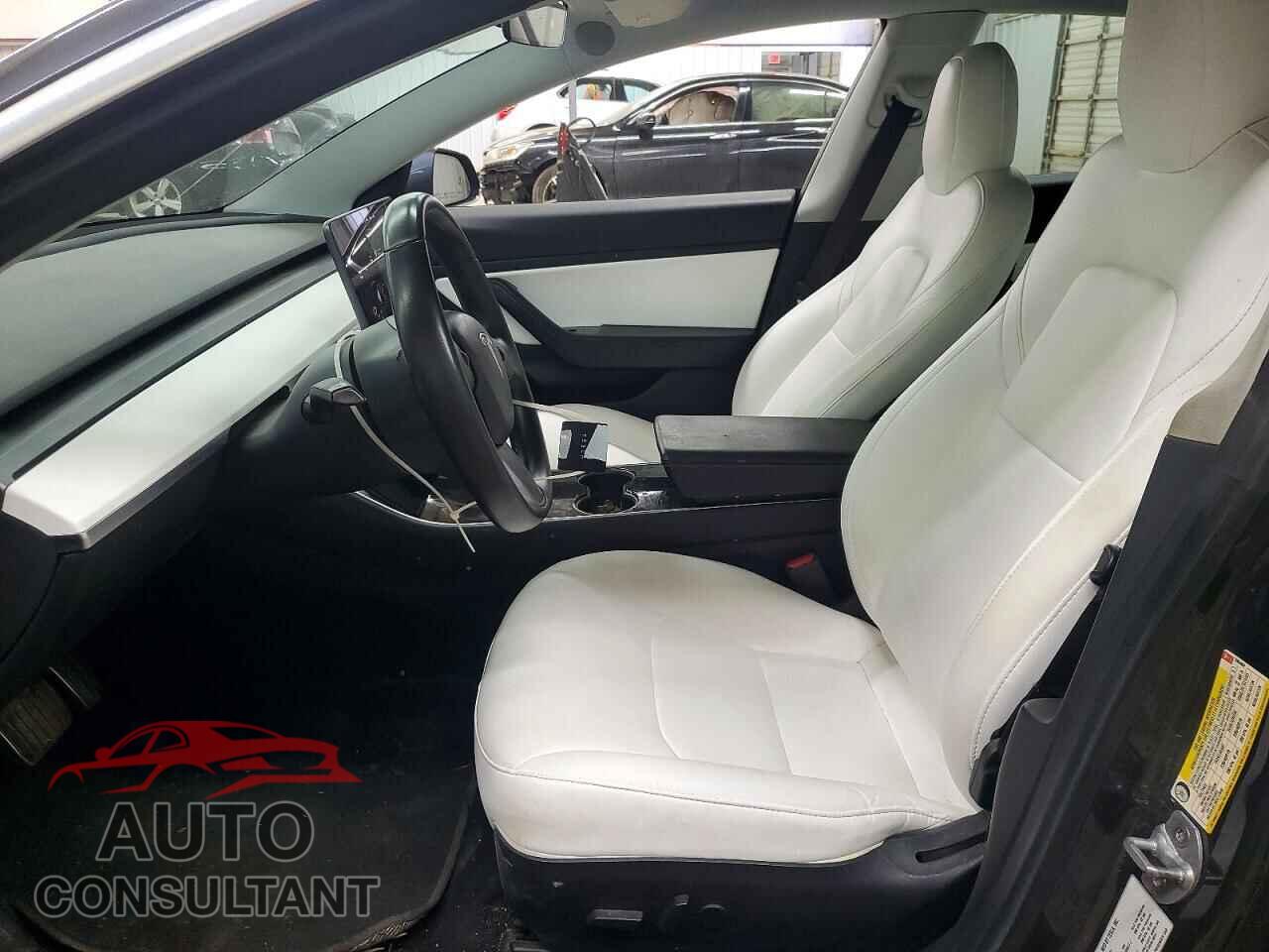 TESLA MODEL 3 2019 - 5YJ3E1EA7KF336402