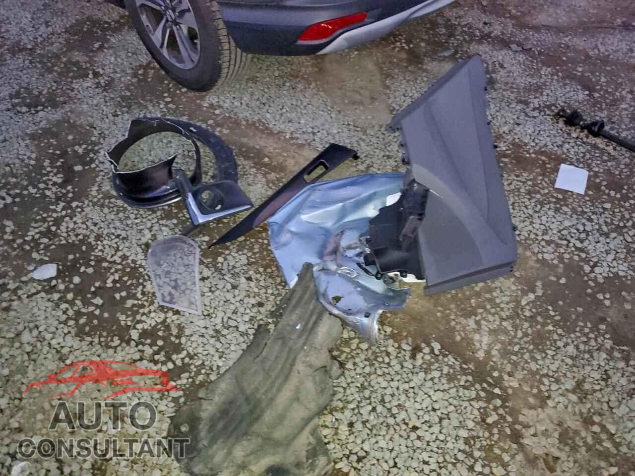 HYUNDAI SONATA 2013 - KMHEC4A43DA095431