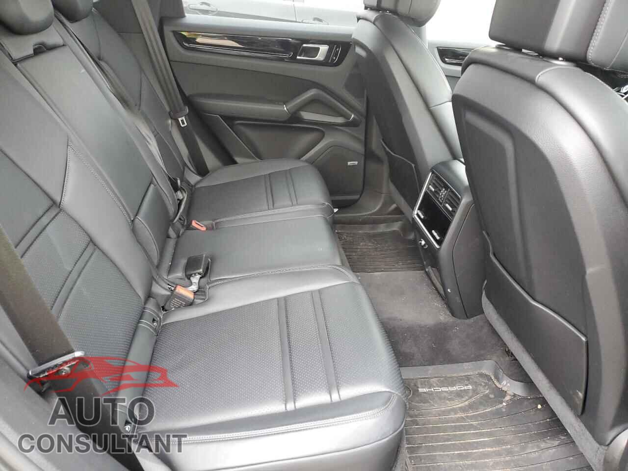 PORSCHE CAYENNE 2019 - WP1AA2AYXKDA13785