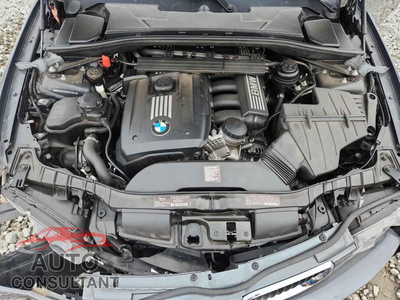 BMW 1 SERIES 2013 - WBAUN1C52DVR01604