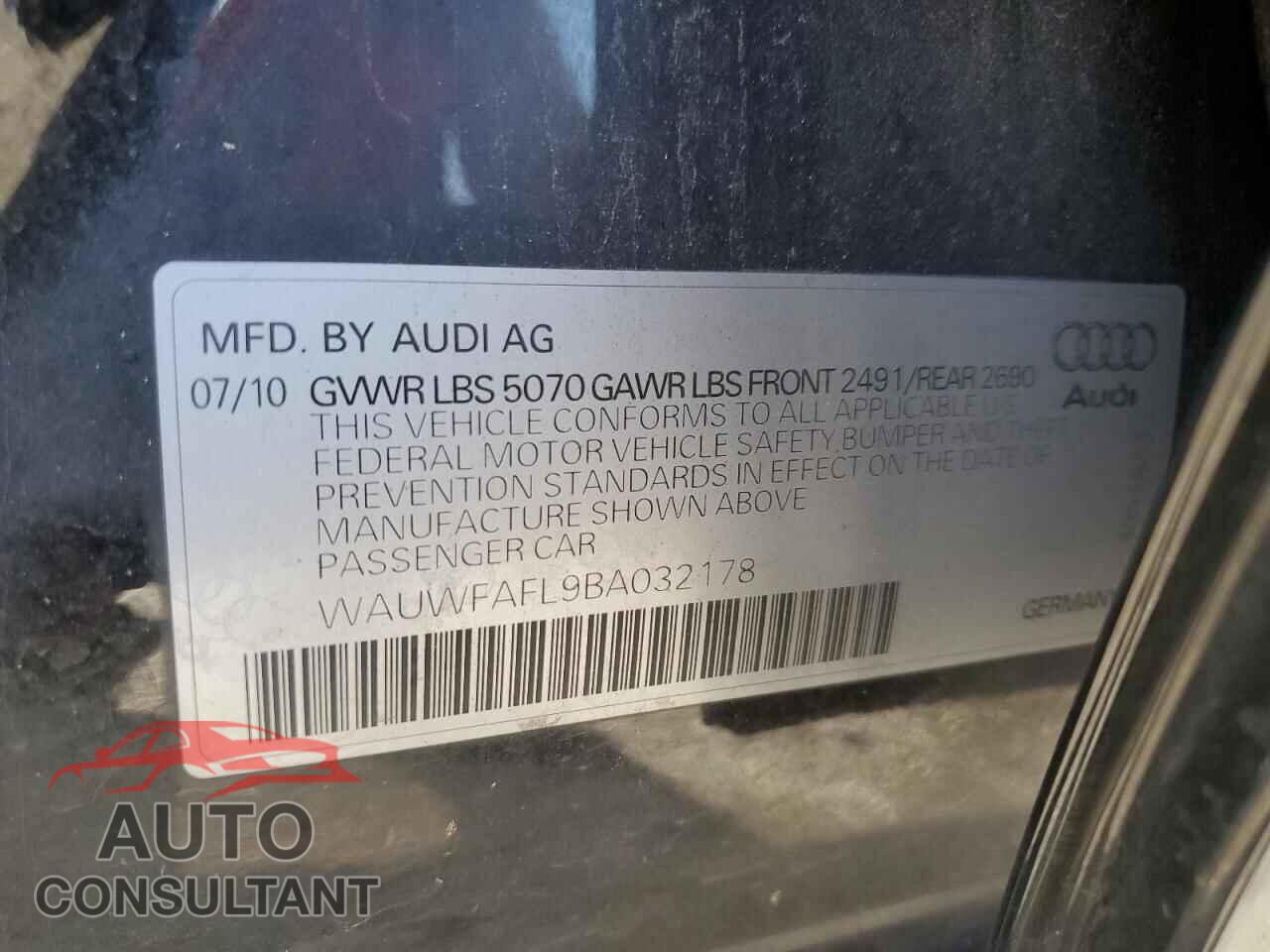 AUDI A4 2011 - WAUWFAFL9BA032178